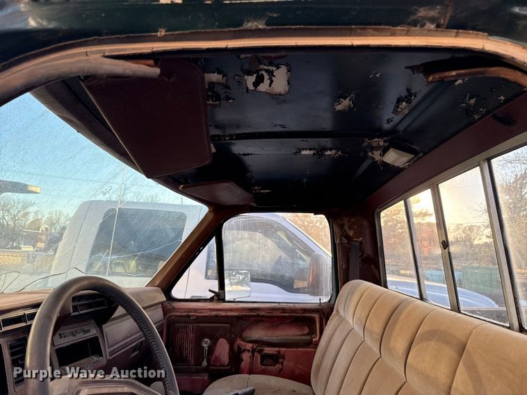 image for item EU5429 1980 Ford F250 pickup truck