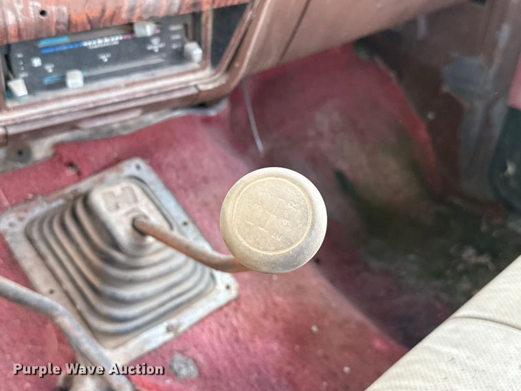 image for item EU5429 1980 Ford F250 pickup truck