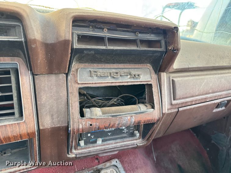 image for item EU5429 1980 Ford F250 pickup truck