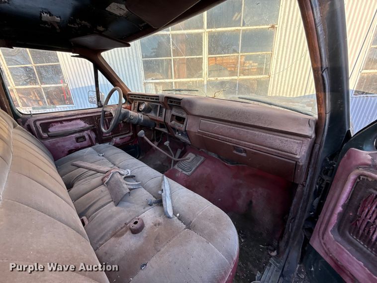 image for item EU5429 1980 Ford F250 pickup truck