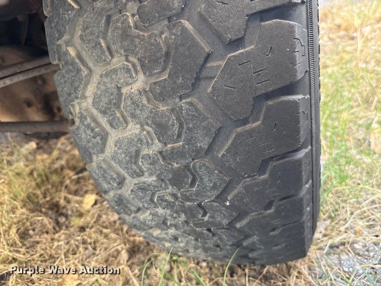 image for item EU5429 1980 Ford F250 pickup truck