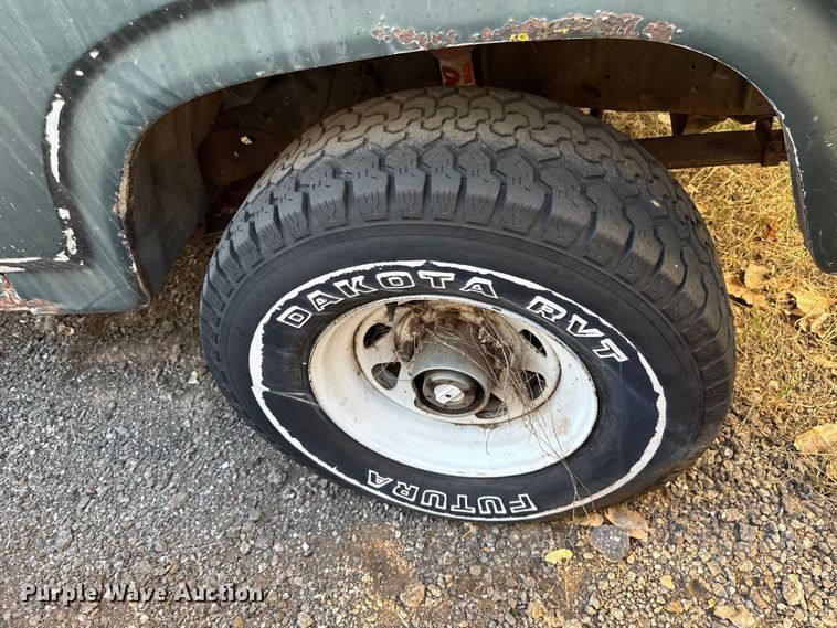 image for item EU5429 1980 Ford F250 pickup truck