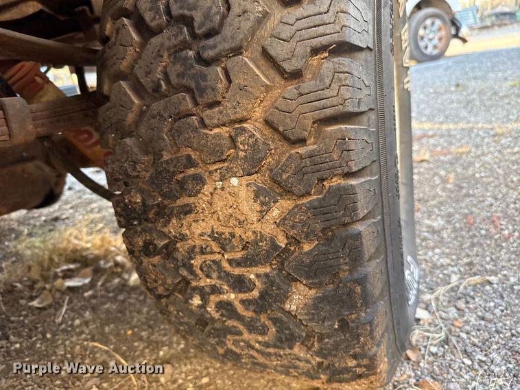 image for item EU5429 1980 Ford F250 pickup truck