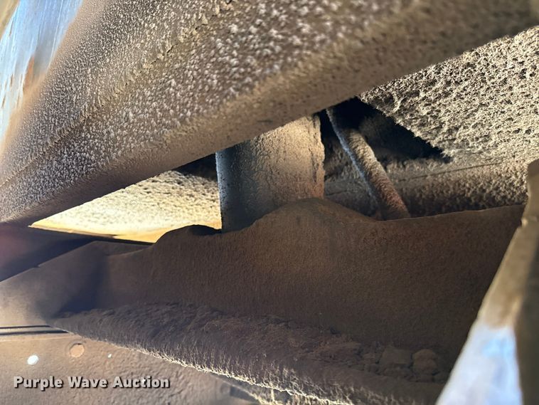 image for item EU5431 2000 Ford F-750 dump truck