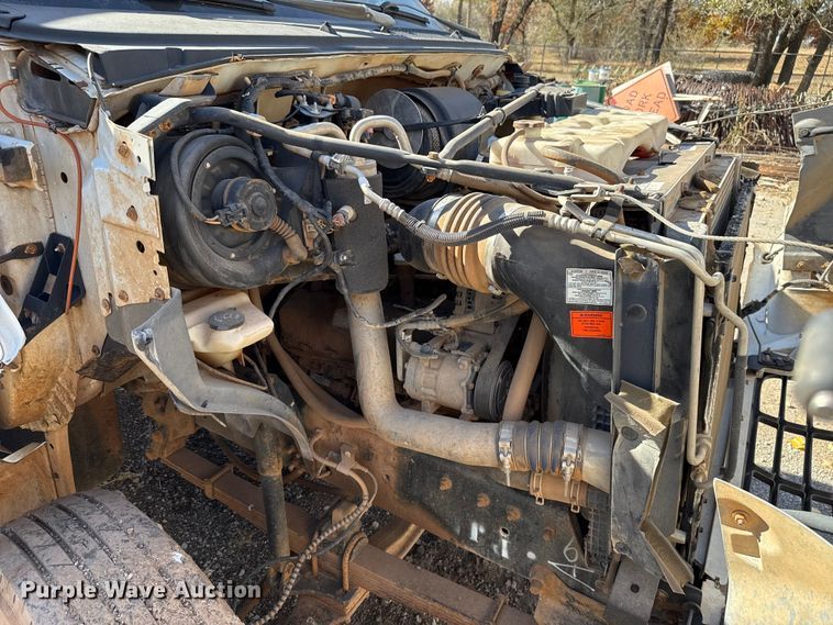 image for item EU5431 2000 Ford F-750 dump truck