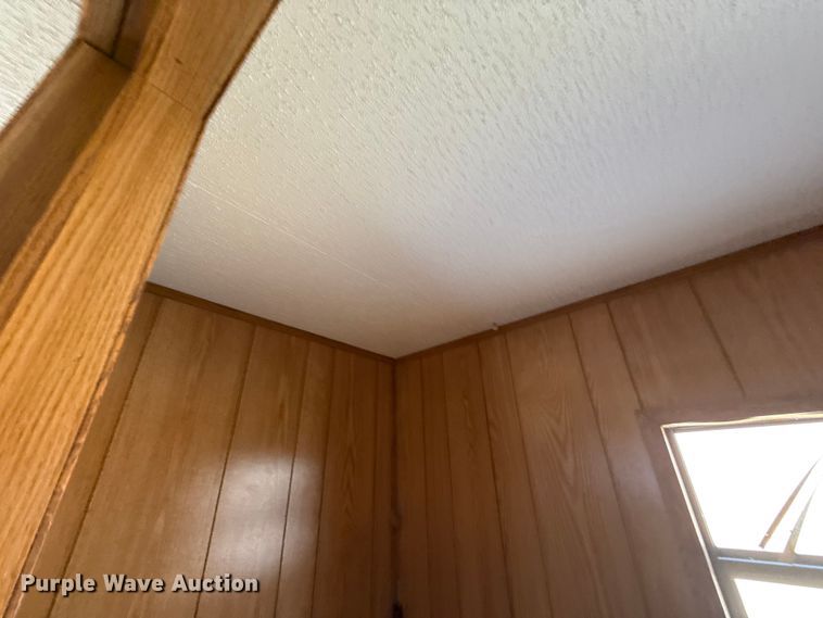 image for item EU5432 2006 Cojac 832D6L mobile office