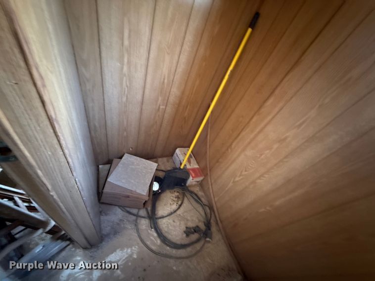 image for item EU5432 2006 Cojac 832D6L mobile office