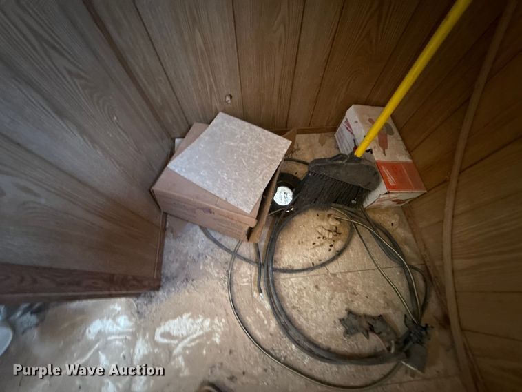 image for item EU5432 2006 Cojac 832D6L mobile office