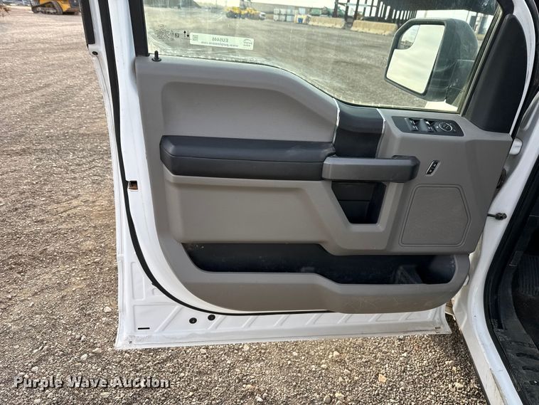 image for item EU5446 2020 Ford F150 SuperCrew pickup truck