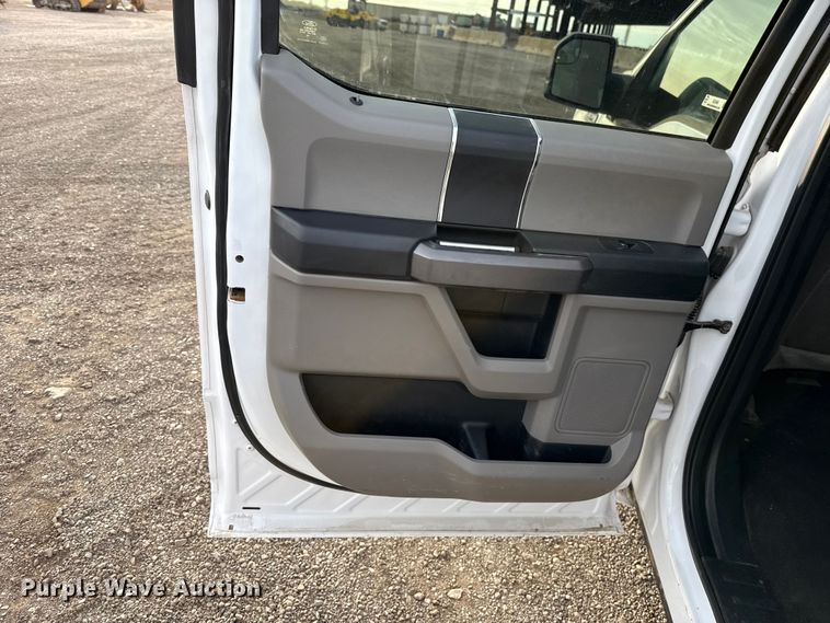 image for item EU5446 2020 Ford F150 SuperCrew pickup truck