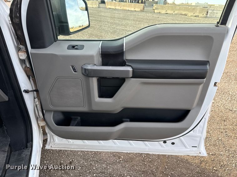 image for item EU5446 2020 Ford F150 SuperCrew pickup truck