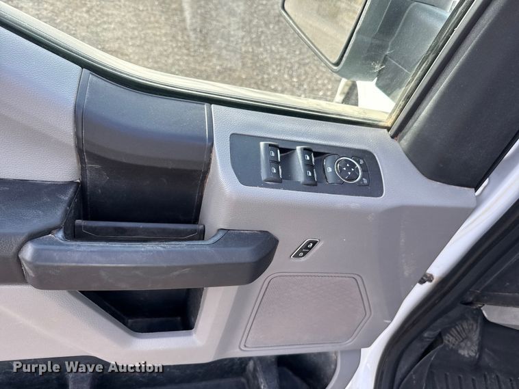 image for item EU5447 2018 Ford F150 SuperCrew pickup truck