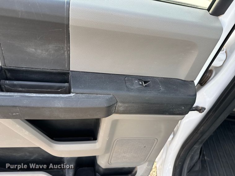 image for item EU5447 2018 Ford F150 SuperCrew pickup truck