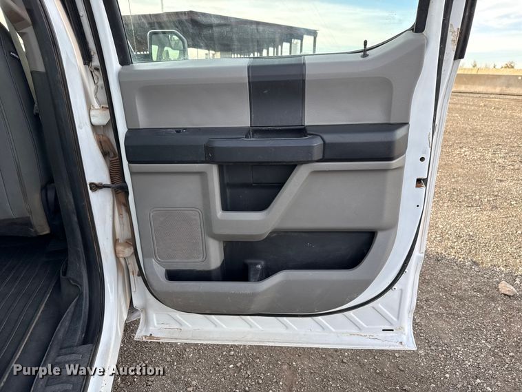 image for item EU5447 2018 Ford F150 SuperCrew pickup truck