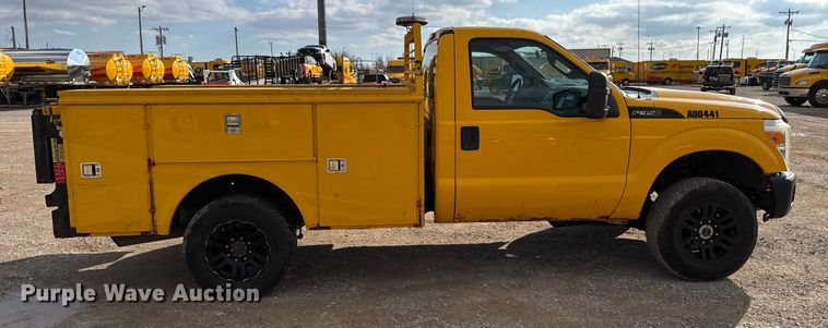 image for item EU5461 2015 Ford F350 Super Duty utility bed pickup truck