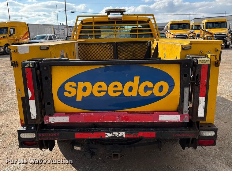 image for item EU5461 2015 Ford F350 Super Duty utility bed pickup truck