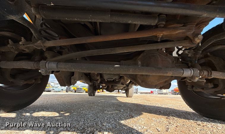 image for item EU5461 2015 Ford F350 Super Duty utility bed pickup truck