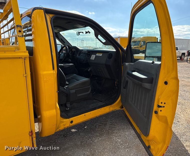 image for item EU5461 2015 Ford F350 Super Duty utility bed pickup truck