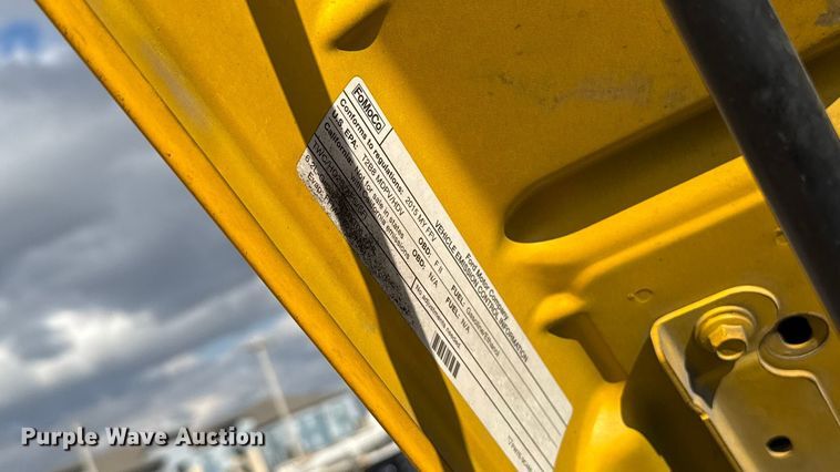 image for item EU5461 2015 Ford F350 Super Duty utility bed pickup truck