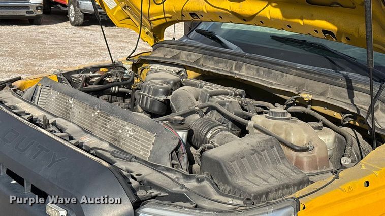 image for item EU5461 2015 Ford F350 Super Duty utility bed pickup truck