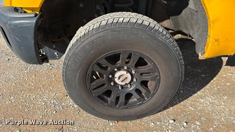 image for item EU5461 2015 Ford F350 Super Duty utility bed pickup truck