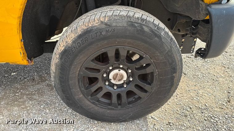 image for item EU5461 2015 Ford F350 Super Duty utility bed pickup truck