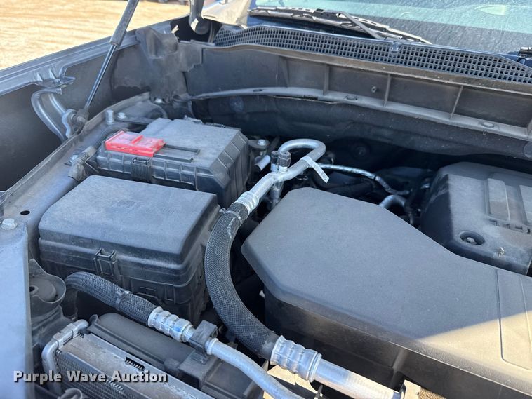 image for item EU5462 2022 Chevrolet Silverado 1500 Crew Cab pickup truck