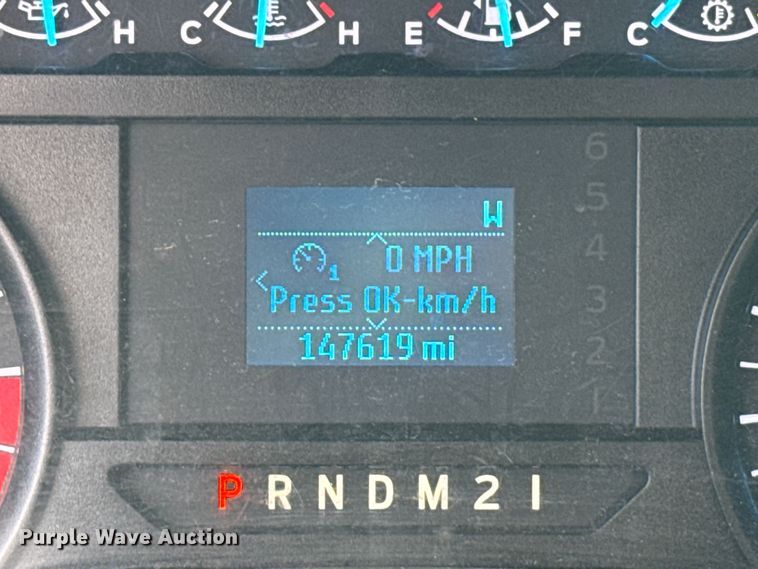 image for item EU5463 2019 Ford F350 Super Duty utility bed pickup truck