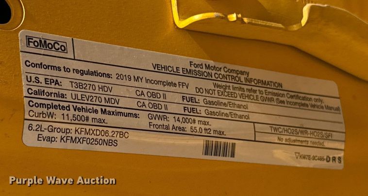 image for item EU5463 2019 Ford F350 Super Duty utility bed pickup truck