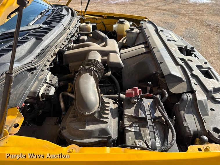 image for item EU5463 2019 Ford F350 Super Duty utility bed pickup truck