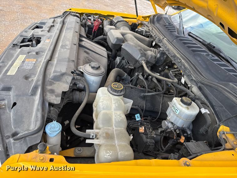 image for item EU5463 2019 Ford F350 Super Duty utility bed pickup truck