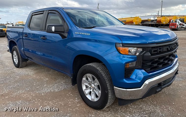 image for item EU5464 2022 Chevrolet Silverado 1500 Crew Cab pickup truck