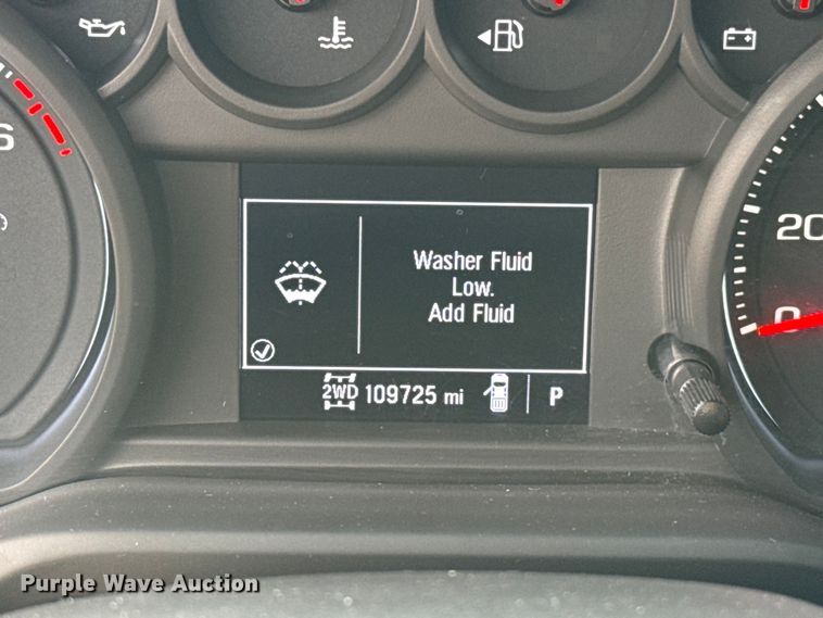 image for item EU5464 2022 Chevrolet Silverado 1500 Crew Cab pickup truck