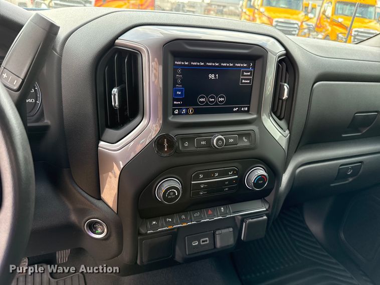 image for item EU5464 2022 Chevrolet Silverado 1500 Crew Cab pickup truck