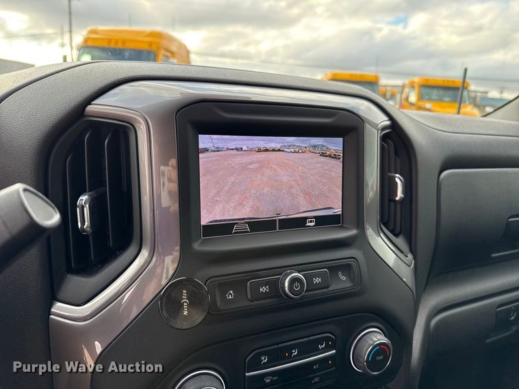 image for item EU5464 2022 Chevrolet Silverado 1500 Crew Cab pickup truck