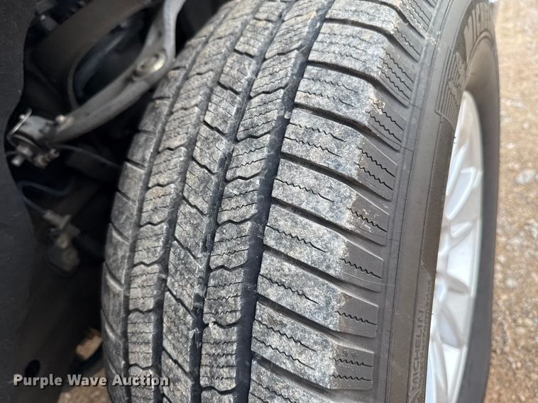 image for item EU5464 2022 Chevrolet Silverado 1500 Crew Cab pickup truck