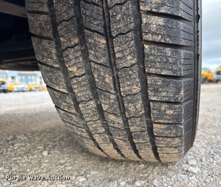 image for item EU5464 2022 Chevrolet Silverado 1500 Crew Cab pickup truck