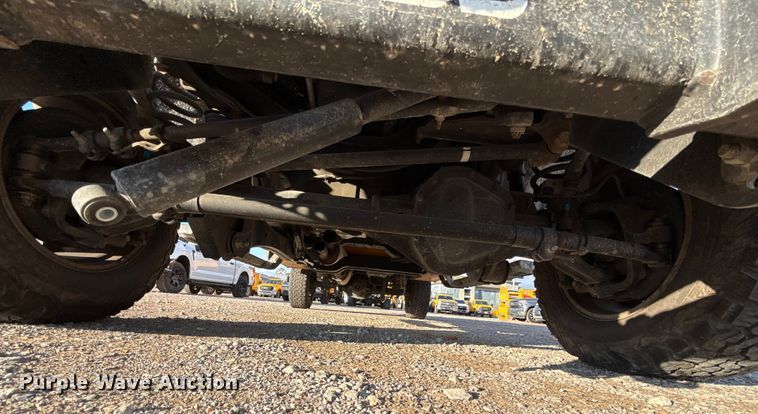 image for item EU5467 2022 Ford F350 Super Duty utility bed pickup truck