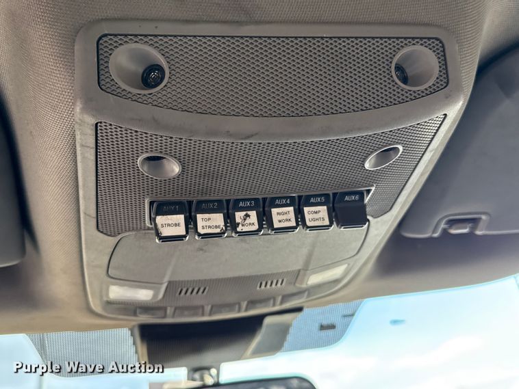 image for item EU5467 2022 Ford F350 Super Duty utility bed pickup truck