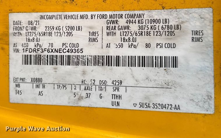 image for item EU5467 2022 Ford F350 Super Duty utility bed pickup truck