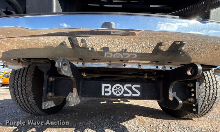 image for item EU5468 2020 Ford F350 Super Duty utility bed pickup truck