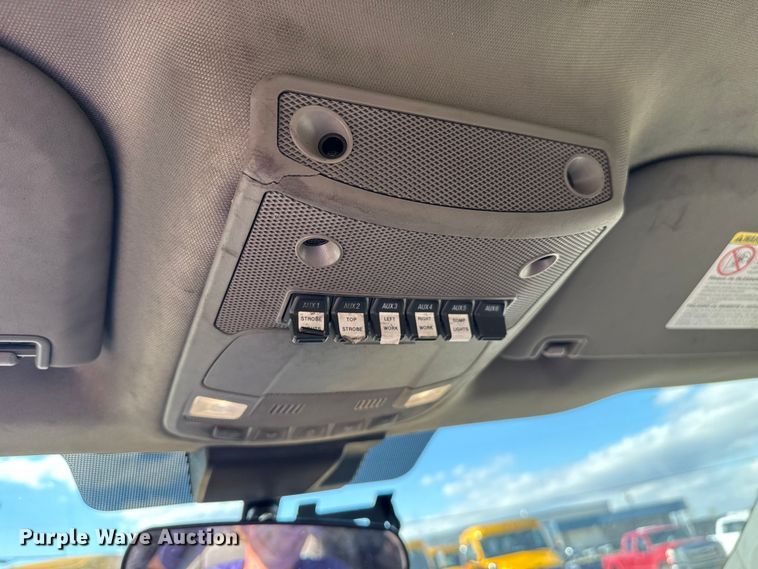 image for item EU5468 2020 Ford F350 Super Duty utility bed pickup truck