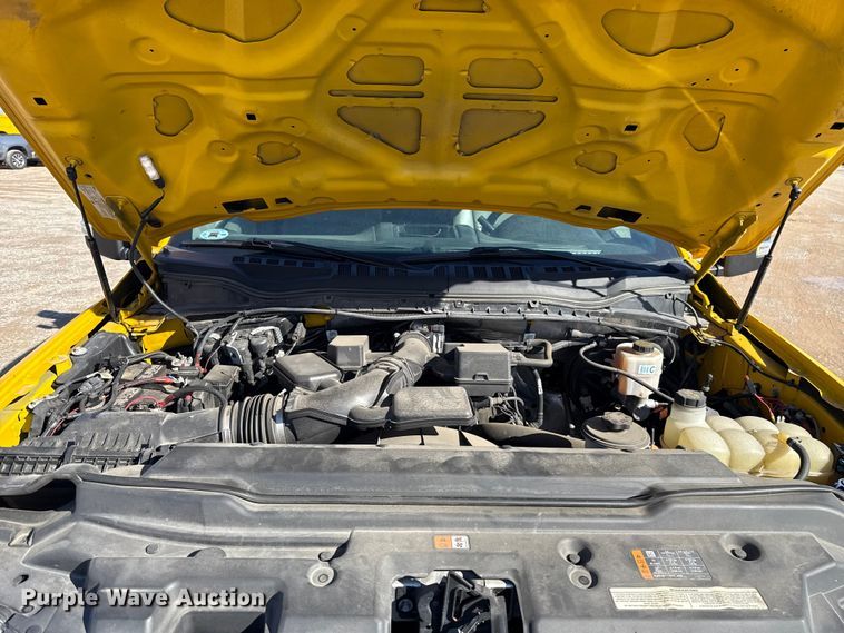 image for item EU5468 2020 Ford F350 Super Duty utility bed pickup truck