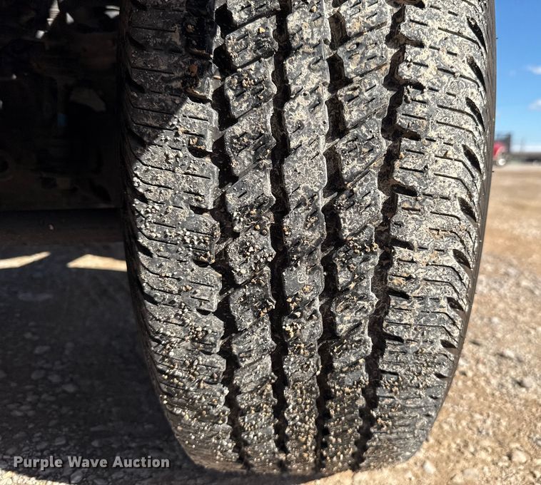 image for item EU5468 2020 Ford F350 Super Duty utility bed pickup truck