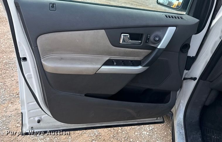 image for item EU5469 2013 Ford Edge SUV