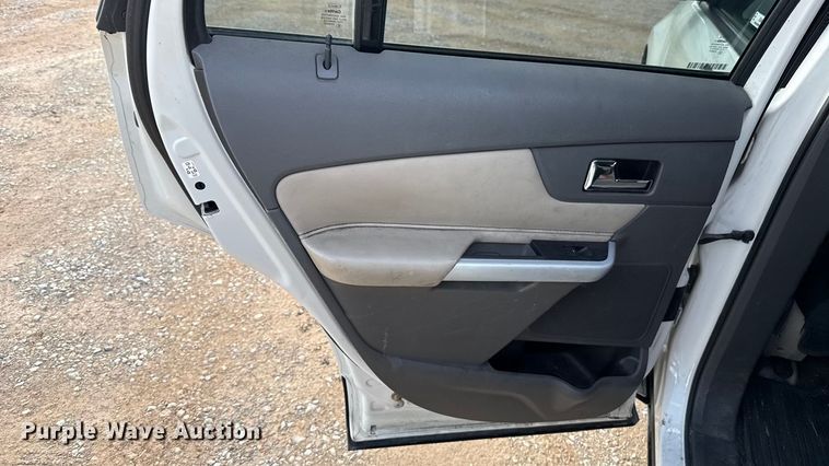 image for item EU5469 2013 Ford Edge SUV