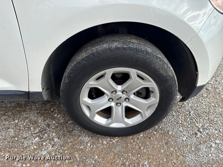 image for item EU5469 2013 Ford Edge SUV