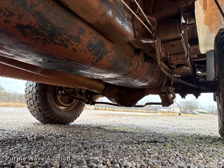 image for item EU5481 2001 Dodge Ram 2500 Quad Cab pickup truck