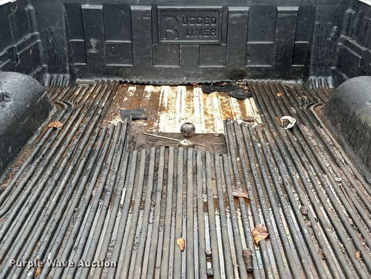 image for item EU5481 2001 Dodge Ram 2500 Quad Cab pickup truck