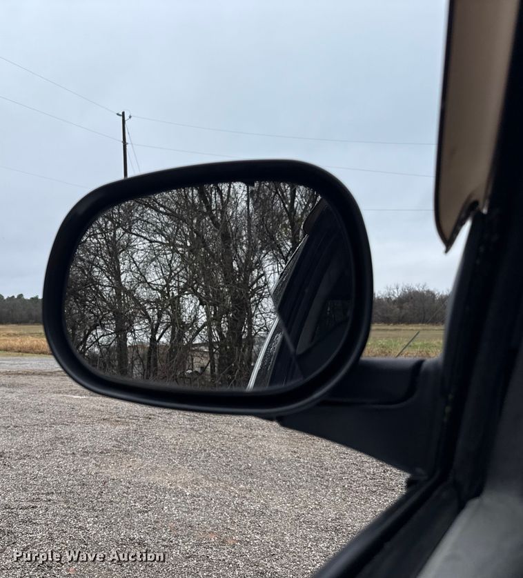 image for item EU5481 2001 Dodge Ram 2500 Quad Cab pickup truck